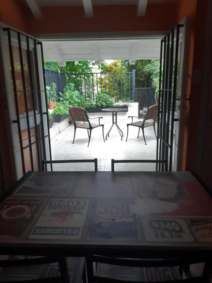 Casa Franca - Bed And Breakfast En San Isidro - Habitaciones - Piscina Exterior photo